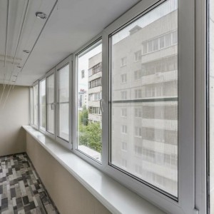 Уход за пластиковыми окнами на балконе: рекомендации и советы